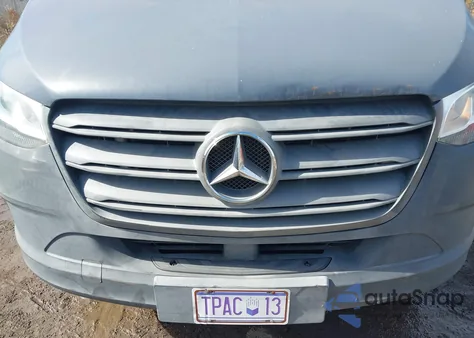 2019 Mercedes-Benz Sprinter 2500 High Roof V6 z USA, uszkodzony, nr VIN WD4PF1CD9KP134877